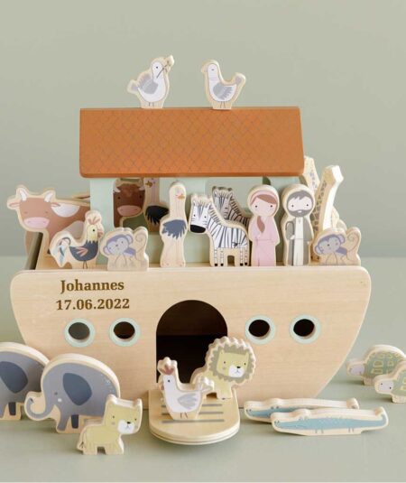 Noahs ark legetøj fra Little Dutch med navn