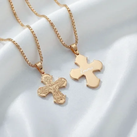 Dagmarkors lille gravering på bagsiden 17 x 16 mm. sølv fg