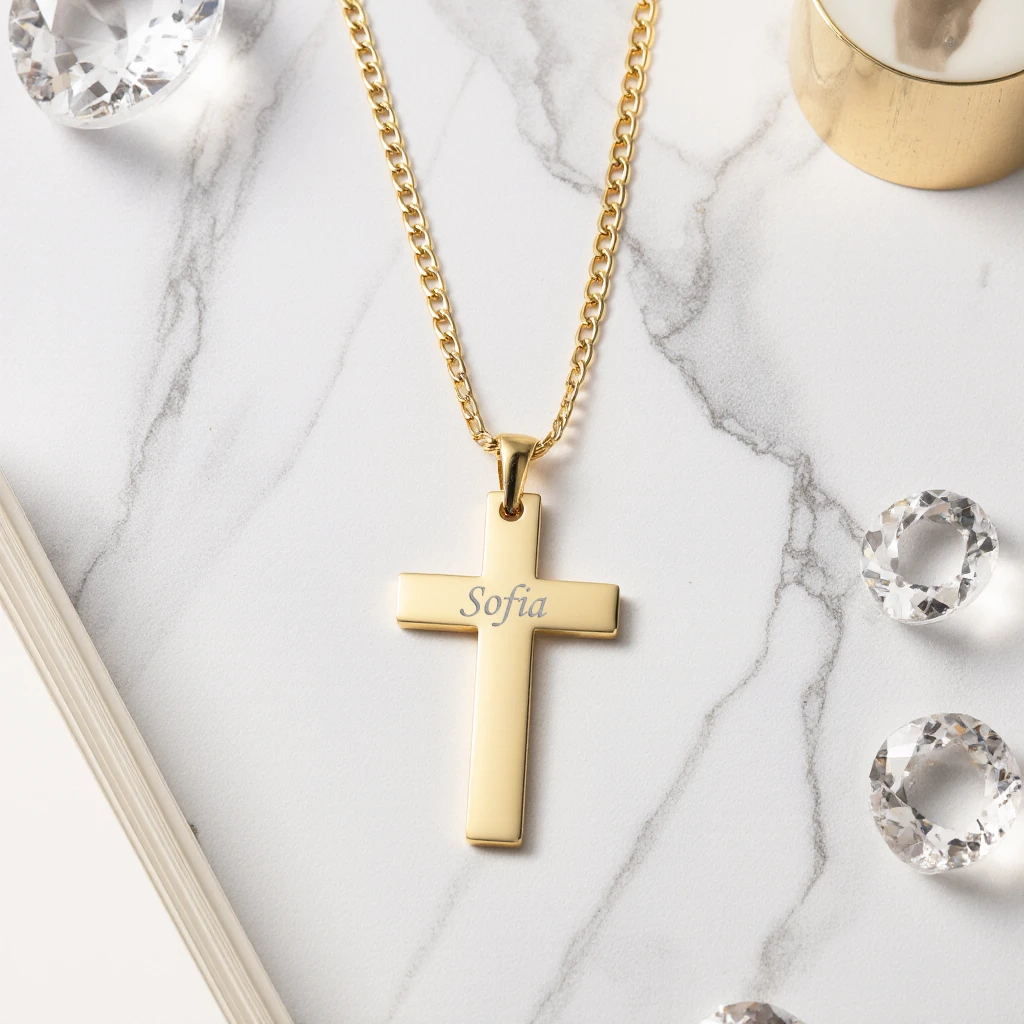 Kors halskæde, 18k forgyldt, m. gravering | CC Jewelries