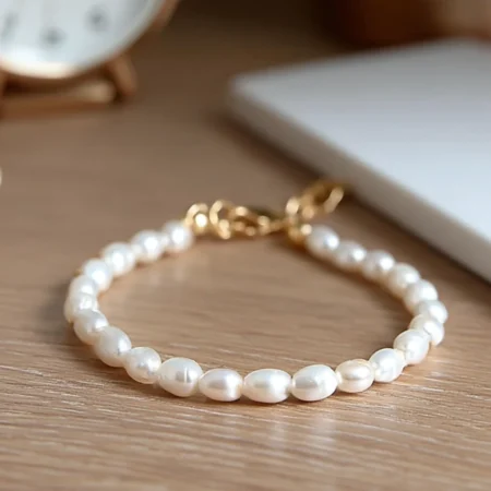 Perle armbånd CC Jewelries med gravering