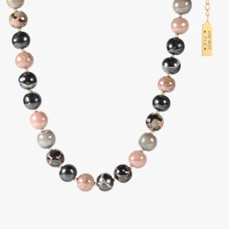 Elegant håndmalet perle halskæde fra Kazuri | C.Centrum